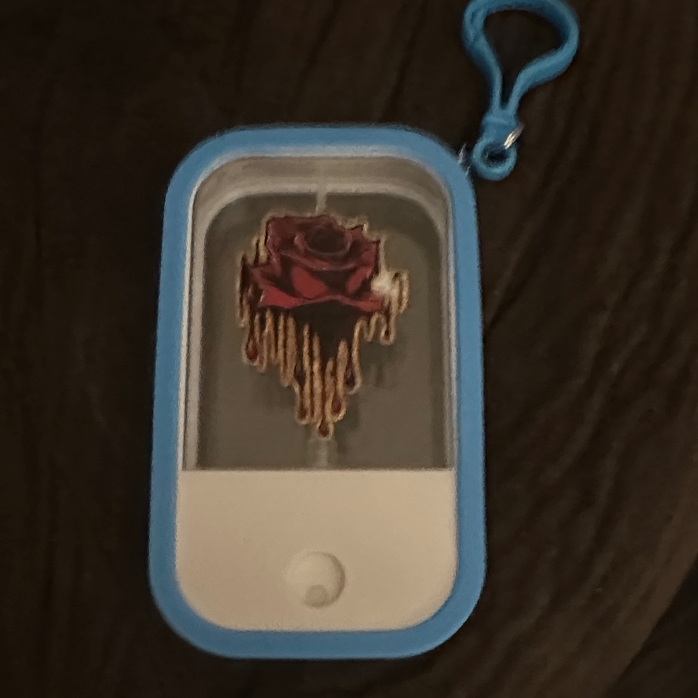 Blue and White perfume holder with Rose Design